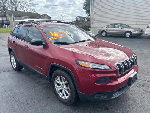 RED 2016 Jeep Cherokee Sport