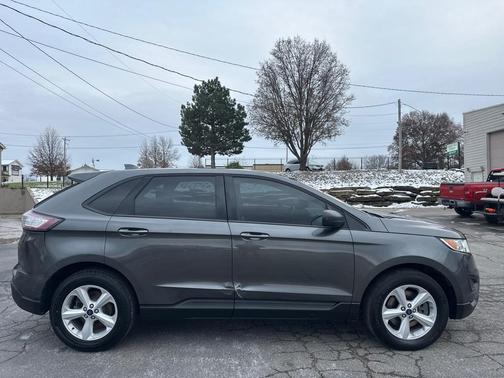 2017 Ford Edge SE