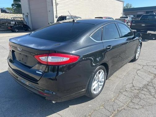 BLACK 2014 Ford Fusion SE