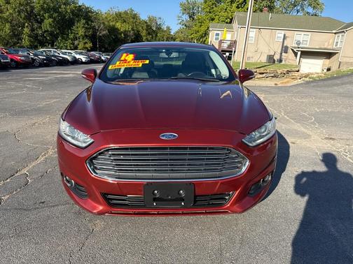 2014 Ford Fusion SE