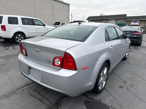 2011 Chevrolet Malibu 2LT