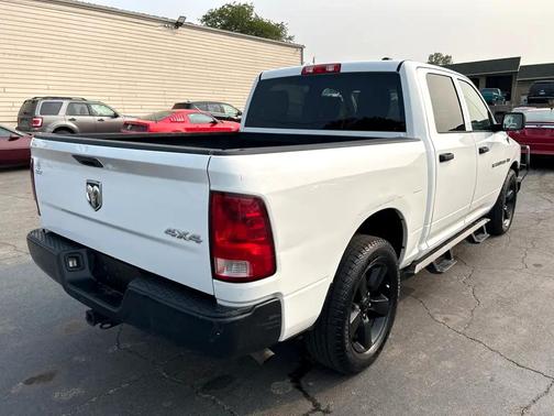 2012 RAM 1500 ST