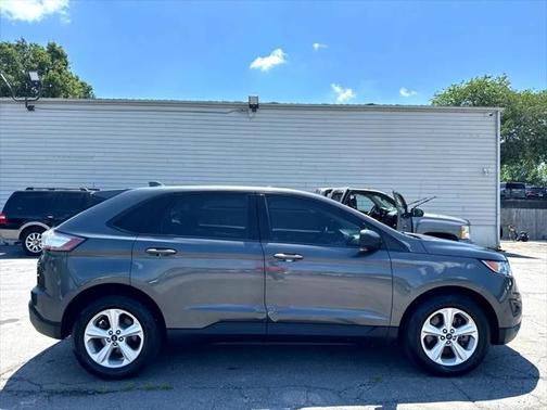 2017 Ford Edge SE