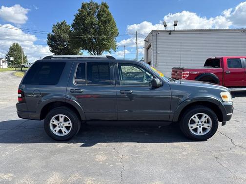 2009 Ford Explorer XLT