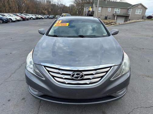 2011 Hyundai SONATA SE
