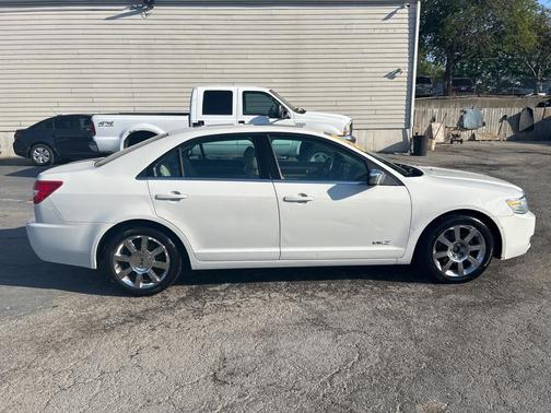 2008 Lincoln MKZ Base