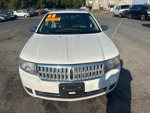 2008 Lincoln MKZ Base