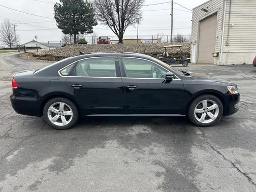 2015 Volkswagen Passat 1.8T Limited Edition