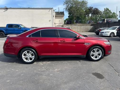 RED 2014 Ford Taurus SEL FWD