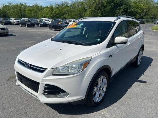 WHITE 2016 Ford Escape Titanium