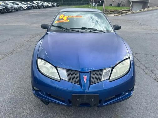 Electric Blue Metallic 2004 Pontiac Sunfire Coupe w/1SV
