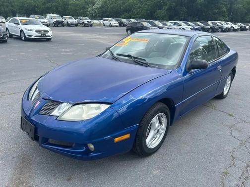 Electric Blue Metallic 2004 Pontiac Sunfire Coupe w/1SV