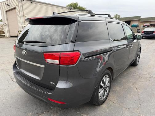2015 Kia Sedona SX