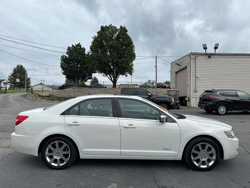 2008 Lincoln MKZ Base