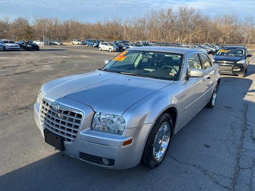 2005 Chrysler 300 Touring