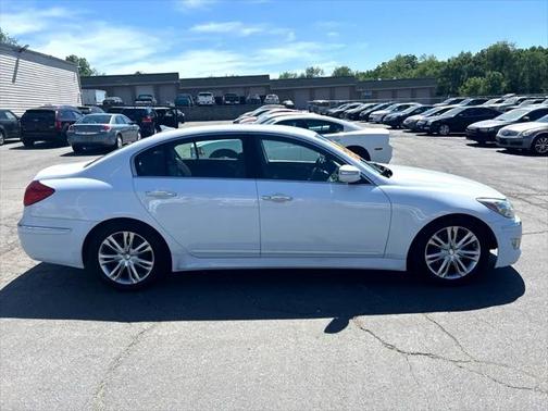 2014 Hyundai Genesis 3.8