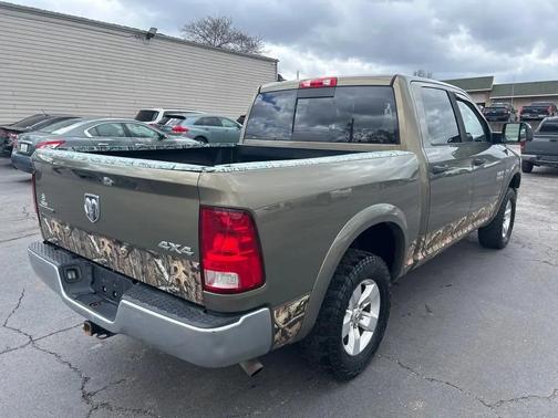 GREEN 2015 RAM 1500 SLT