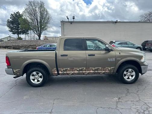 GREEN 2015 RAM 1500 SLT