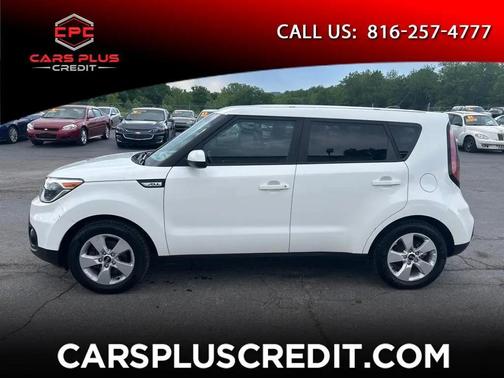 WHITE 2019 Kia Soul Base