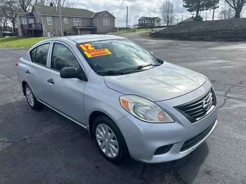 SILVER 2012 Nissan Versa 1.6 S