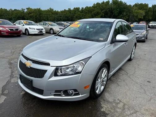 SILVER 2014 Chevrolet Cruze LTZ