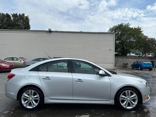 SILVER 2014 Chevrolet Cruze LTZ