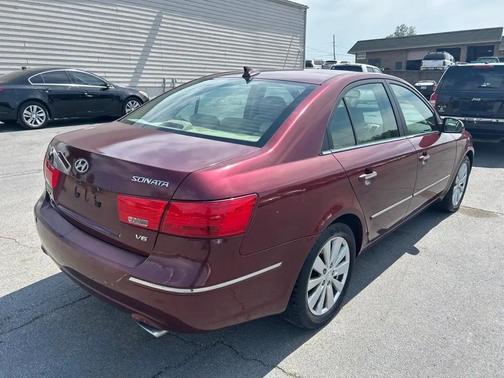 RED 2009 Hyundai SONATA Limited