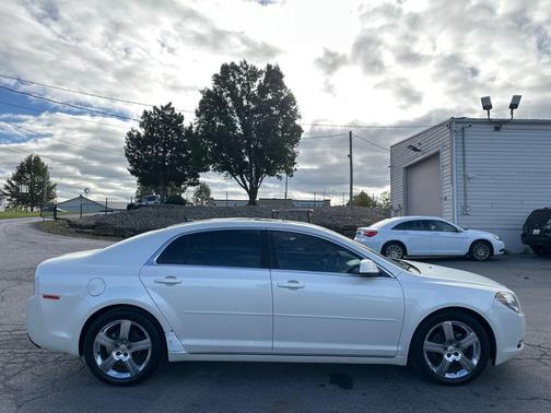 2011 Chevrolet Malibu 1LT