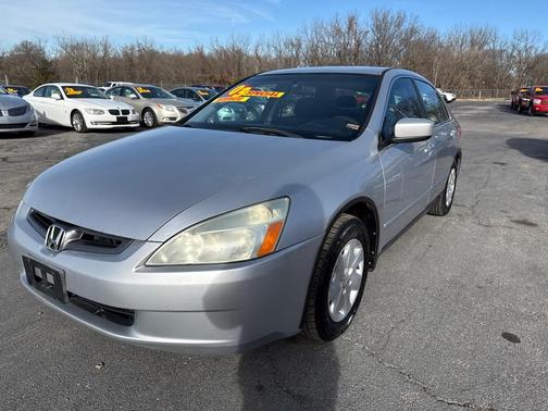 2003 Honda Accord LX sedan AT