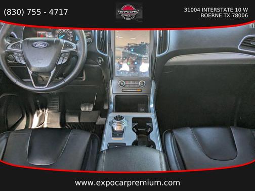 2022 Ford Edge Titanium