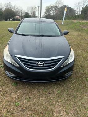 2013 Hyundai SONATA GLS