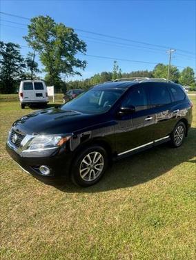 2014 Nissan Pathfinder SL