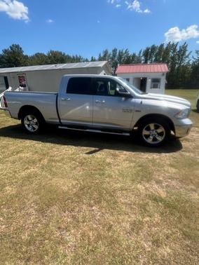 2014 RAM 1500 SLT