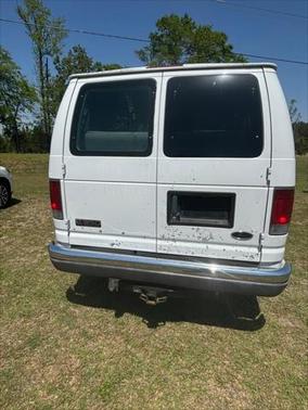2004 Ford E350 Super Duty XL Wagon
