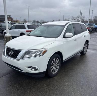 2015 Nissan Pathfinder SV