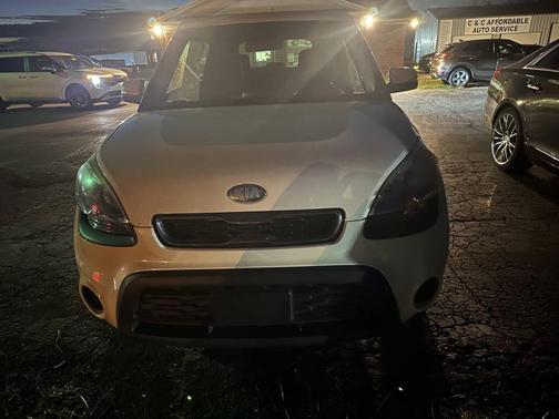 2013 Kia Soul +