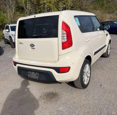 2013 Kia Soul +