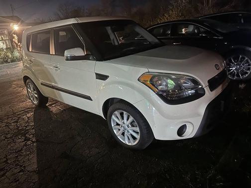 2013 Kia Soul +