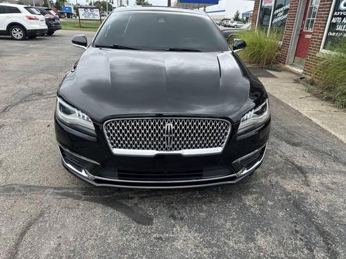2017 Lincoln MKZ Base