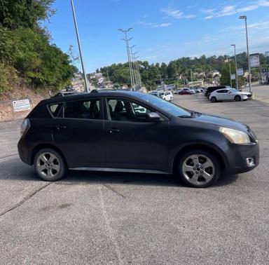 2009 Pontiac Vibe Base