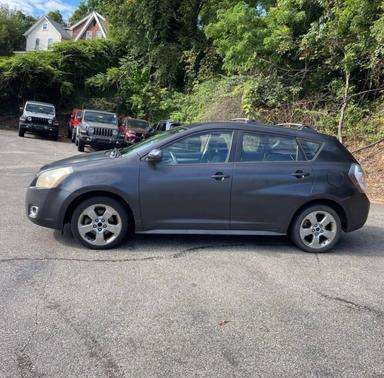 2009 Pontiac Vibe Base