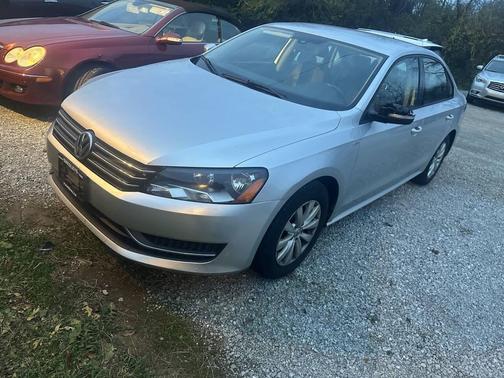 2015 Volkswagen Passat 1.8T S
