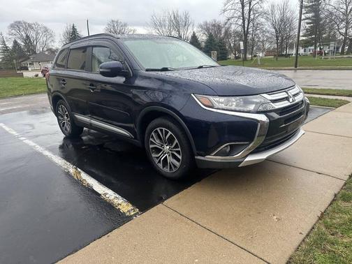2016 Mitsubishi Outlander SEL