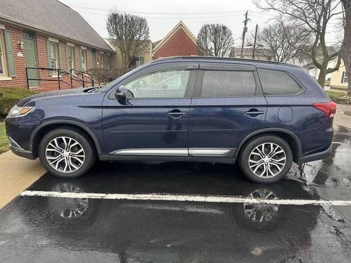 2016 Mitsubishi Outlander SEL