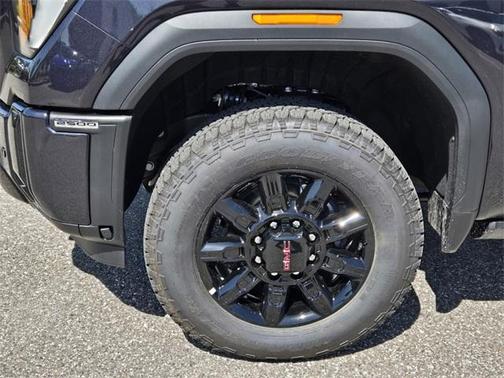 2025 GMC Sierra 2500 AT4