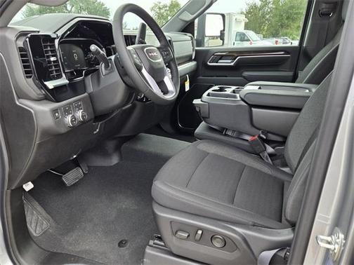 2026 GMC Sierra 2500 SLE