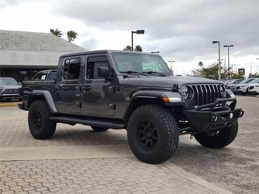 2022 Jeep Gladiator Sport
