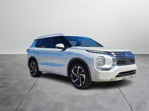 2022 Mitsubishi Outlander SEL