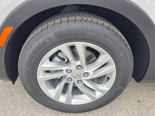 Summit White 2026 Buick Envista Preferred