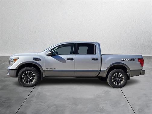 2017 Nissan Titan PRO-4X